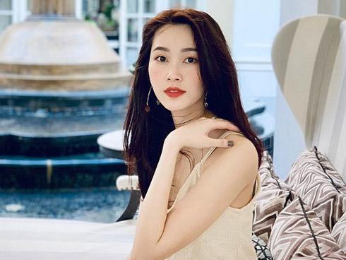 Vì sao Hoa hậu Đặng Thu Thảo lọt top 100 mỹ nhân châu Á