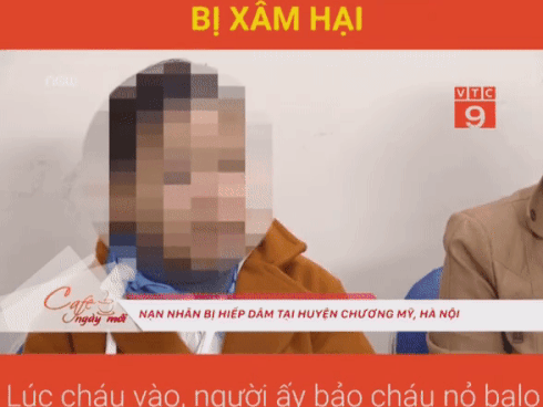 Clip bé gái 9 tuổi đau đớn nức nở kể lại việc bị 'yêu râu xanh' hãm hiếp trong vườn chuối Clip bé gái 9 tuổi đau đớn nức nở kể lại việc bị 'yêu râu xanh' hãm hiếp trong vườn chuối