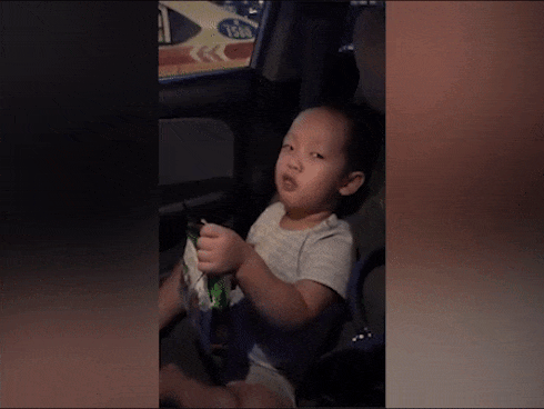 Đẳng cấp một mình nuôi con như Ly Kute: Du lịch sang chảnh, xế hộp tiền tỷ, sinh nhật quý tử mỗi năm phải một phong cách-7