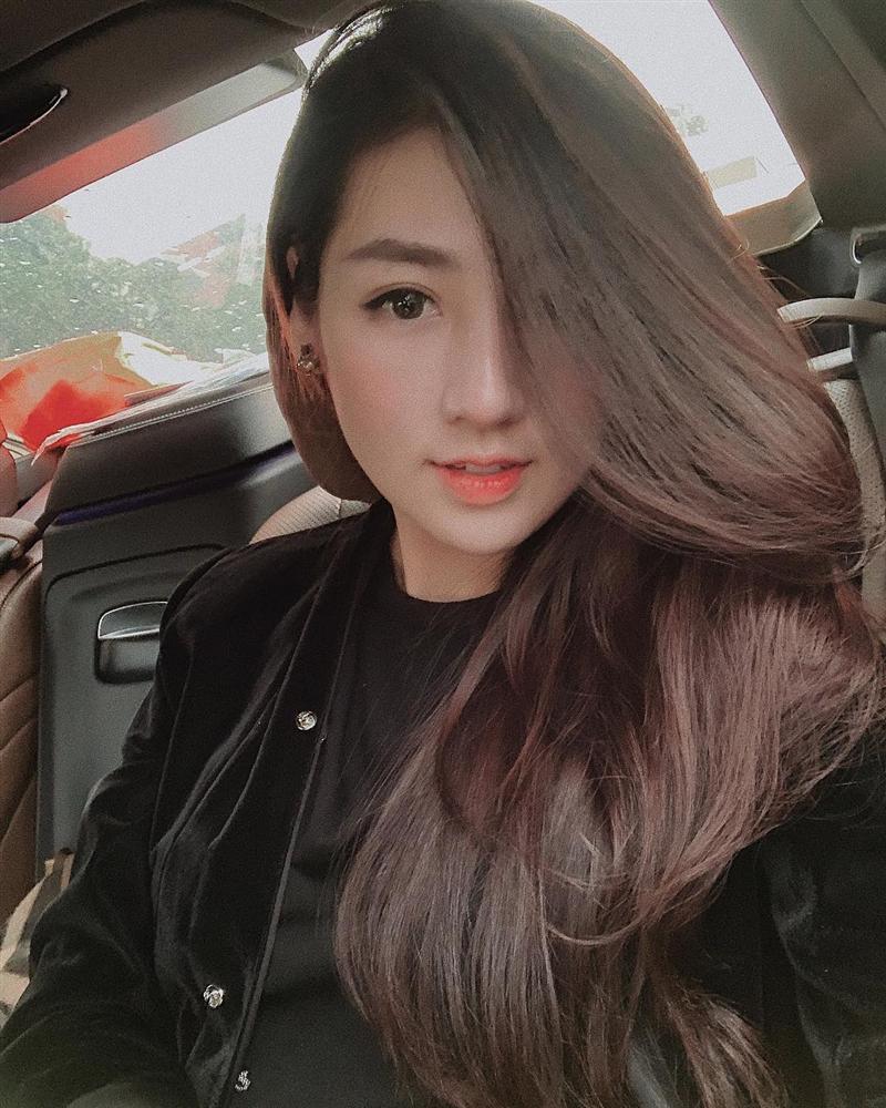 Du hí trời tây cùng người tình Kim Lý, bảo sao Hồ Ngọc Hà cười tít mắt không thấy mặt trời-3