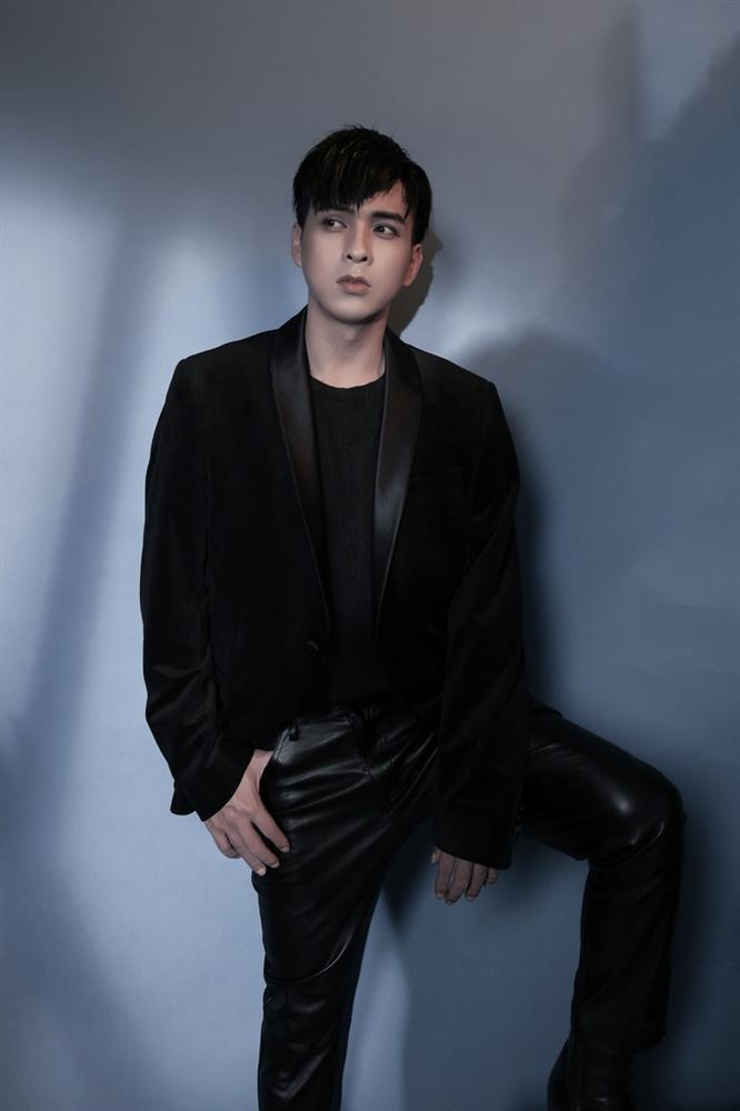 Hồ Quang Hiếu tiết lộ quá khứ điều phối gái bia ôm, lại còn đòi phải được cặp kè trước mới chịu giao cho khách-2