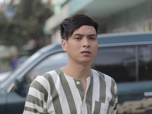 Quá khứ động trời được sao Việt phơi bày trong tự truyện: Người điều phối gái bia ôm, kẻ yêu đồng tính đồng nghiệp-12