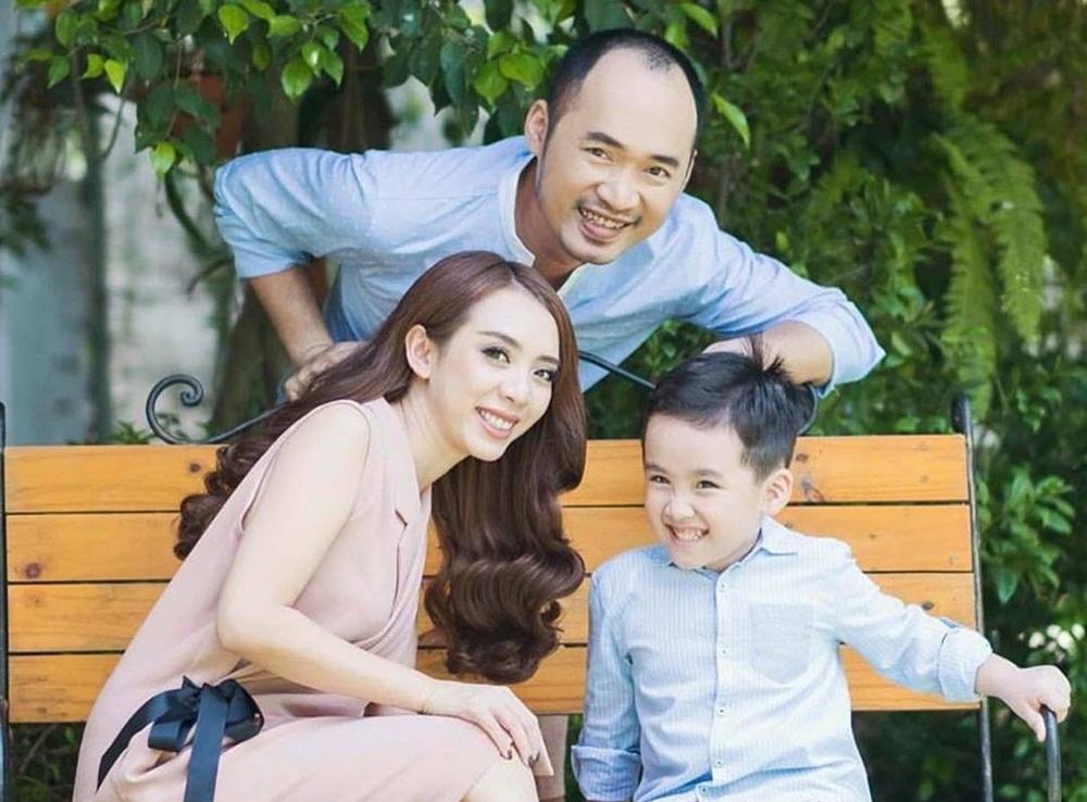 Hết vía với quá khứ ngỗ ngược của sao Việt: Người môi giới gái bia ôm, kẻ đua xe - trộm cắp-4