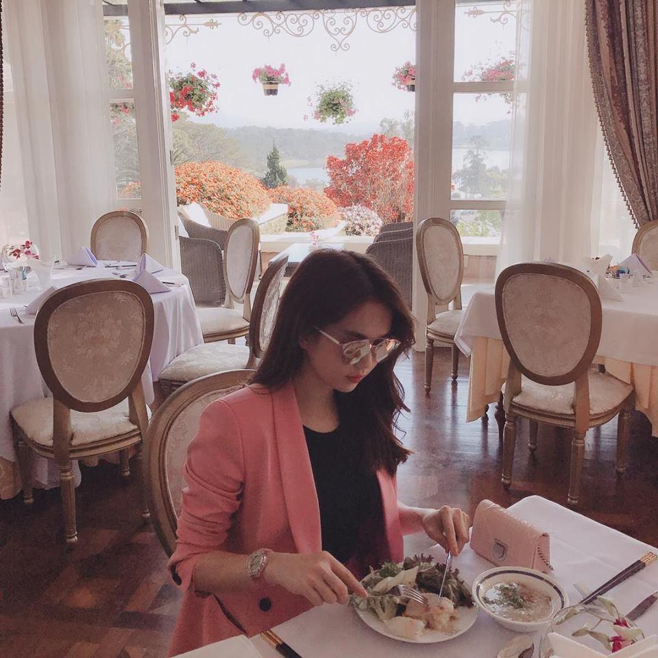 Chia sẻ bí quyết làm đẹp, Hồ Ngọc Hà để lộ nhược điểm không thể che trên gương mặt-7