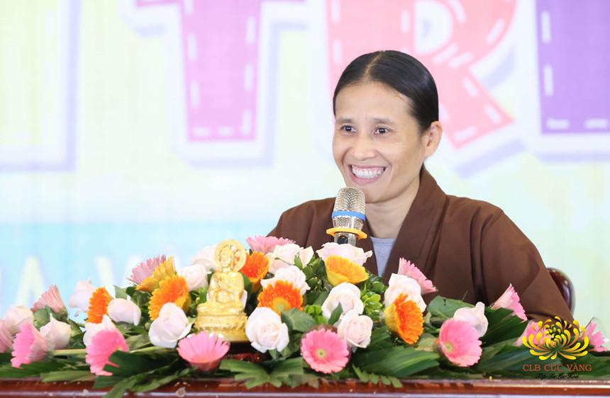 Cộng đồng LGBT phẫn nộ trước phát ngôn đồng tính là quả báo-4