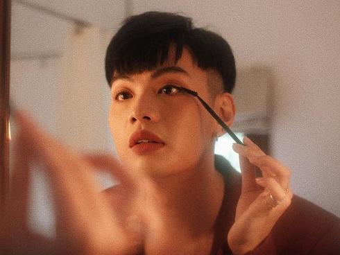 Còn ai yểu điệu hơn Đào Bá Lộc: Đi tập tạ mà cứ thấp tha thấp thỏm vì sợ bị... gãy móng tay-7