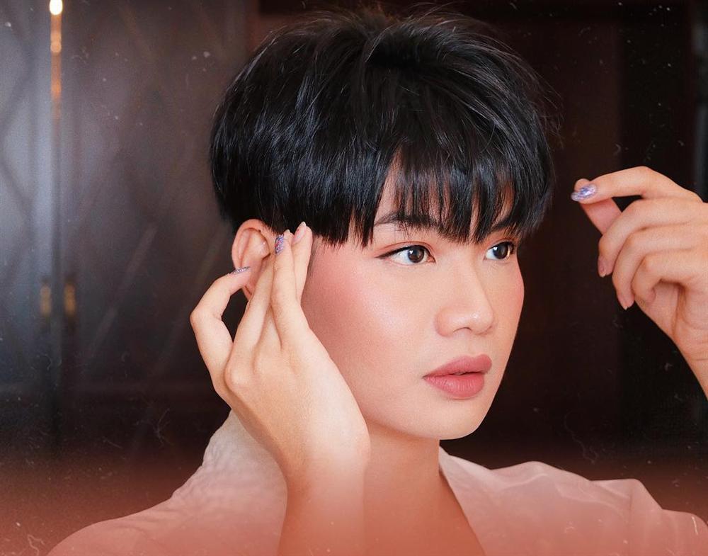 Còn ai dỗi hờn hơn Đào Bá Lộc: Mỗi lần nhờ bạn trai thứ 15 chụp hình là một lần muốn chia tay-1