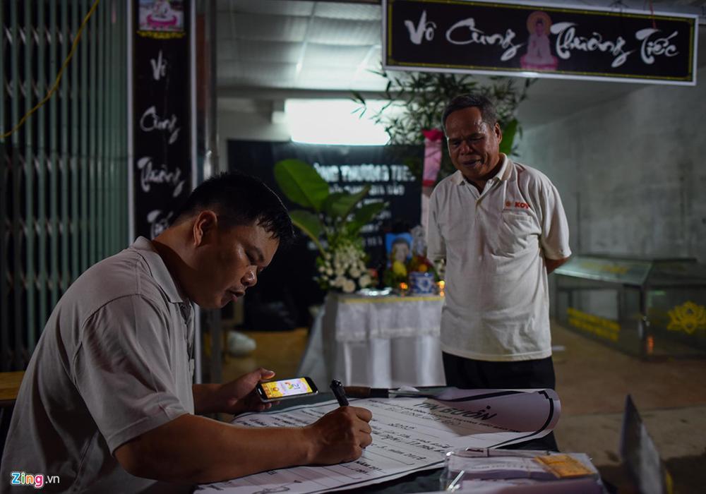 Trắng đêm lo hậu sự ở xóm nhỏ có 8 học sinh chết đuối-1