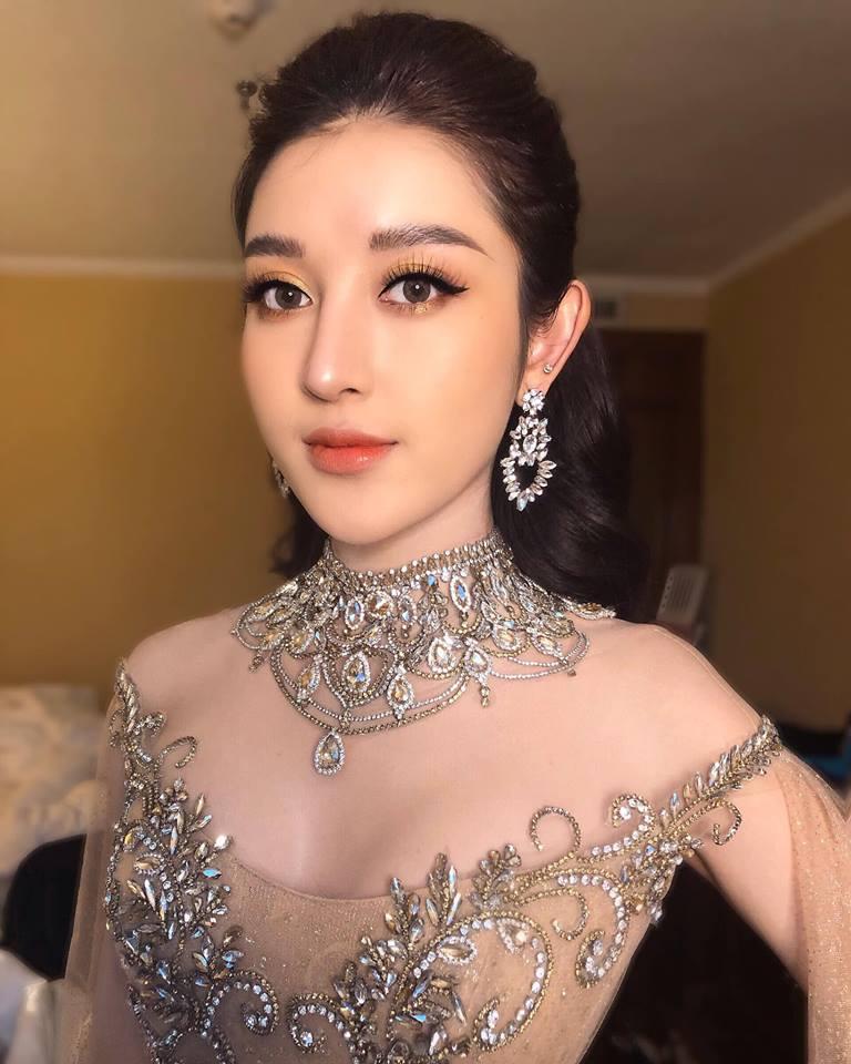 Hết hồn trước mặt mộc lẫn body lực điền như nam giới của Minh Tú - Trấn Thành lộ đuôi mắt nhăn nheo-6