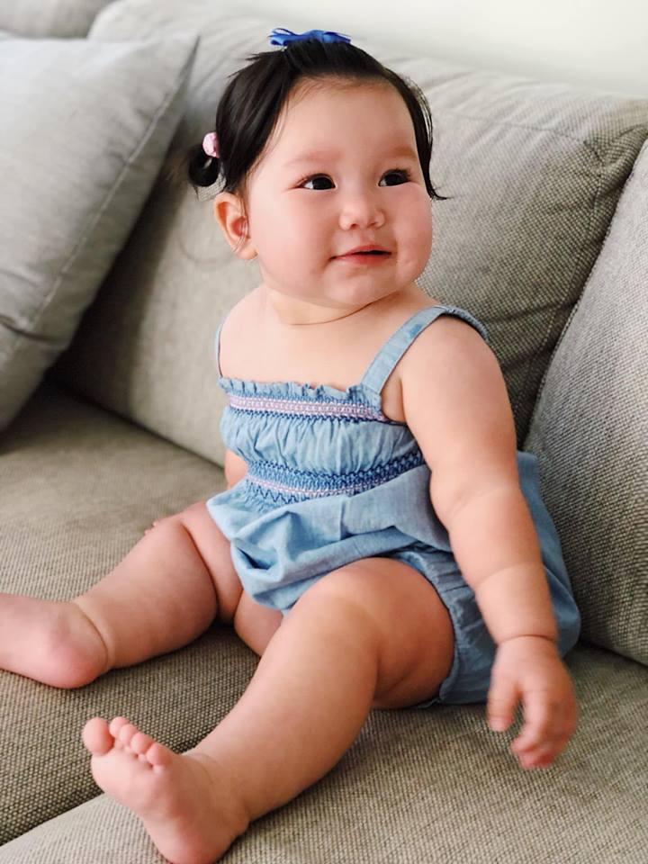 Ái nữ lai nhà siêu mẫu Hà Anh khiến dân mạng thích mê với loạt biểu cảm cưng muốn xỉu-7