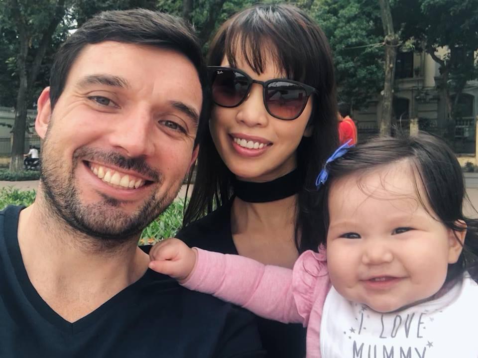 Ái nữ lai nhà siêu mẫu Hà Anh khiến dân mạng thích mê với loạt biểu cảm cưng muốn xỉu-11