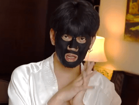 Đào Bá Lộc lăm le soán ngôi nữ hoàng gợi cảm Vbiz, fan chỉ biết gọi xe cấp cứu-12