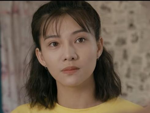 Huỳnh Anh tán tỉnh Lưu Đê Li chỉ với câu hát Bán sữa đậu nành và đạp chiếc xe màu xanh-1