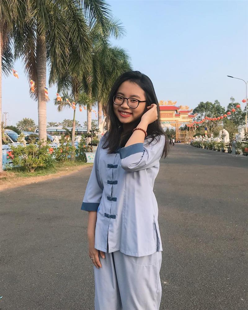 Minh Triệu khoe ảnh sexy nhưng thú nhận định sống ảo mà sợ lố nên thôi-7