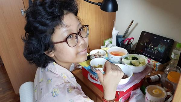 Đạo diễn Những ngọn nến trong đêm kể đã chi 15 tỷ chữa bệnh cho con-3