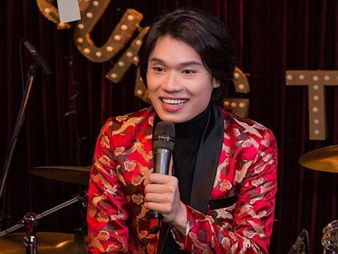 Phương Uyên khóc nức nở khi chứng kiến danh hài Quang Trung debut làm ca sĩ-15