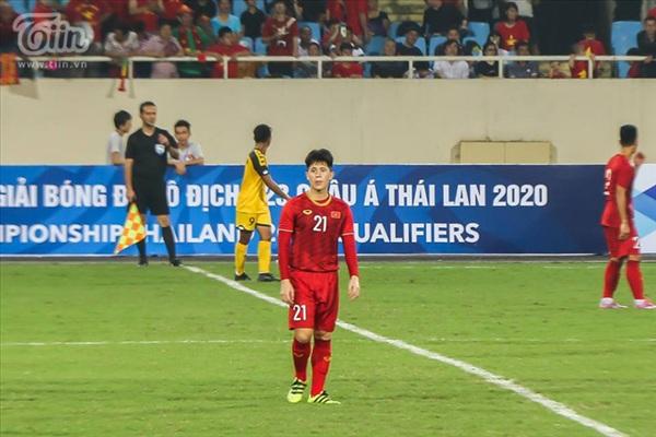 Đình Trọng trở lại với loạt khoảnh khắc đẹp trai và đáng yêu khiến fan nữ lịm tim-2