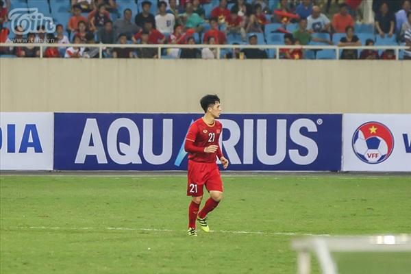 Đình Trọng trở lại với loạt khoảnh khắc đẹp trai và đáng yêu khiến fan nữ lịm tim-3