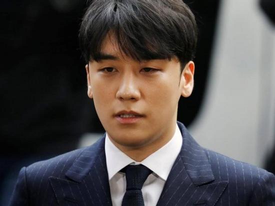 Seungri tiếp tục chối bỏ mối quan hệ bất chính với vị cảnh sát trưởng họ Yoon