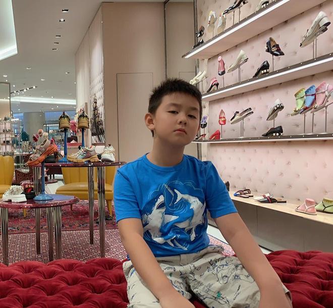 Mới 7 tuổi thôi nhưng con trai nữ diễn viên Gạo nếp gạo tẻ khiến nhiều người bất ngờ với ngoại hình đúng chuẩn trai Hàn-5