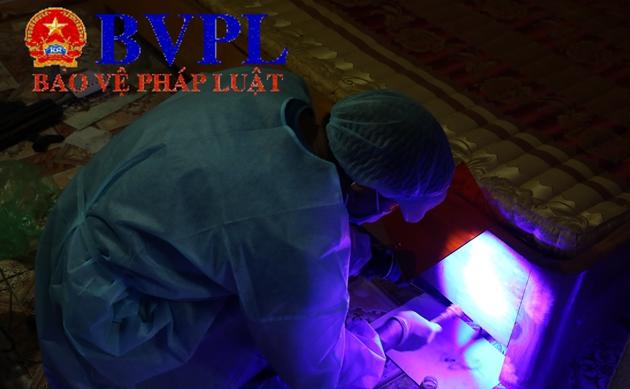 Thu thêm nhiều vật chứng và dấu vết quan trọng tại nhà Bùi Văn Công-3