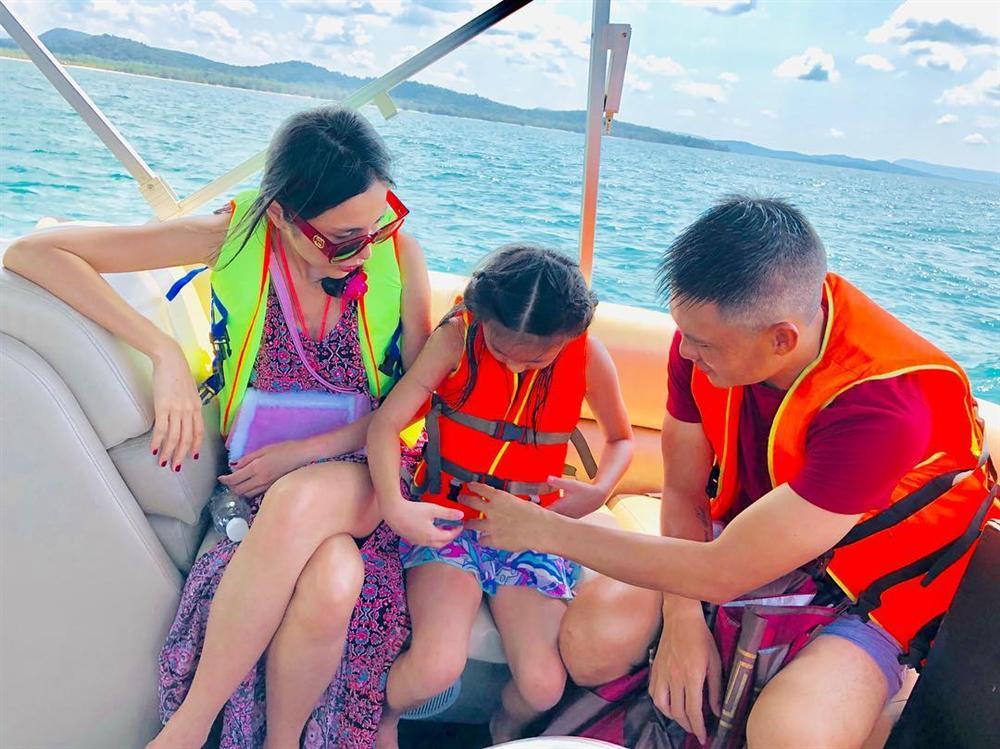 Thấy Bánh Gạo phổng phao như thiếu nữ, fans thi nhau khuyên Thủy Tiên sinh thêm em cho con-1