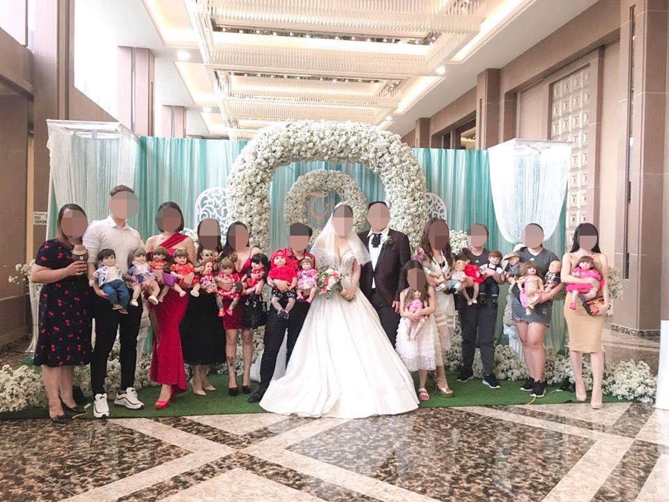 Dân mạng hết hồn với bàn tiệc cưới toàn búp bê Kumanthong-3