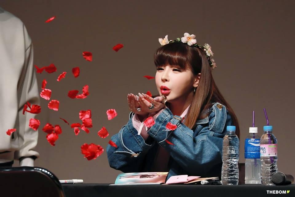 Em gái mưa Kim So Hyun khoe nhan sắc quyến rũ, trưởng thành-8