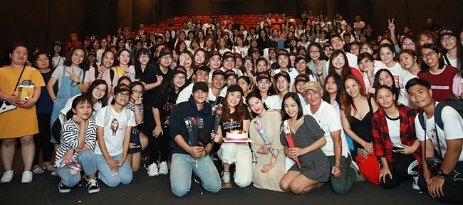 Mỹ Tâm cười tít mắt khi thấy nhạc sĩ Vũ Thành An đi xem Chị Trợ Lý Của Anh-7