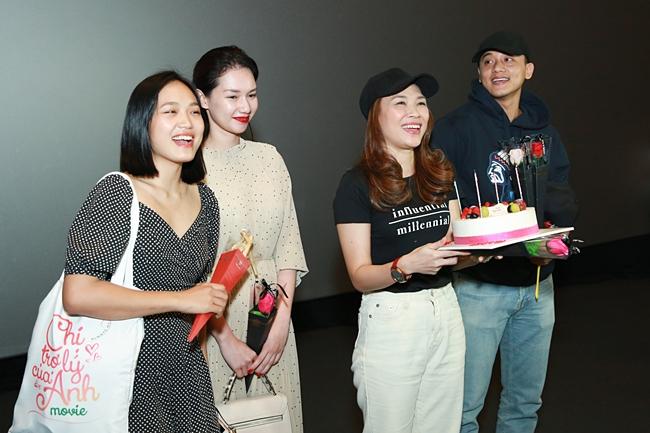 Mỹ Tâm cười tít mắt khi thấy nhạc sĩ Vũ Thành An đi xem Chị Trợ Lý Của Anh-6