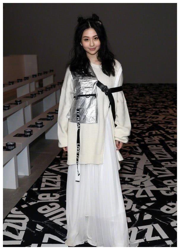 Con gái nữ hoàng cảnh nóng Khâu Thục Trinh gây sốt với nhan sắc mỹ miều không kém mẹ-6