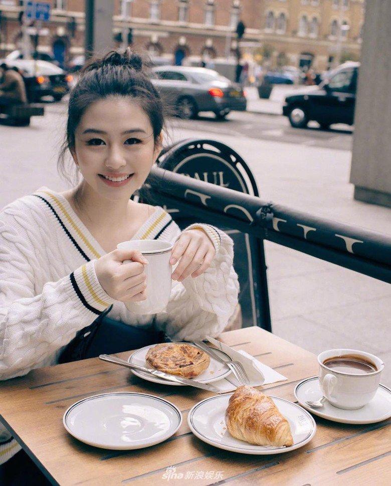 Con gái nữ hoàng cảnh nóng Khâu Thục Trinh gây sốt với nhan sắc mỹ miều không kém mẹ-9