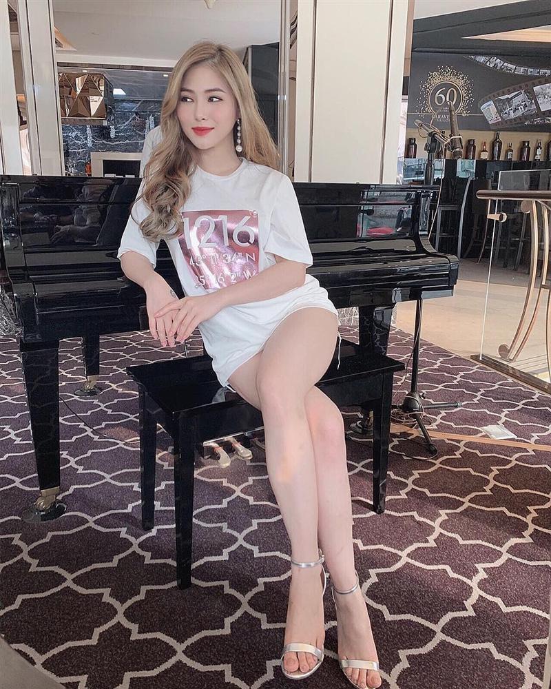 Đang hào hứng với diện mạo mới khác biệt, Hương Tràm không ngờ bị chê thẳng: Giống búp bê bị hư-1