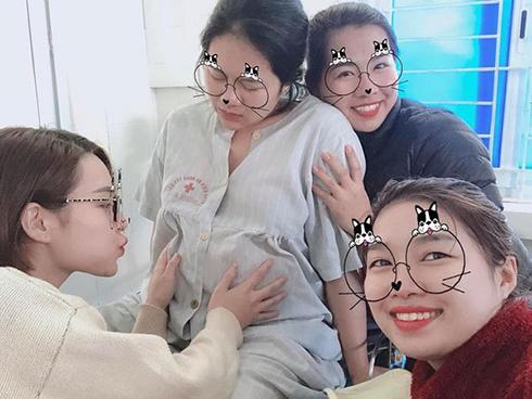 Chùm ảnh sexy xịn xò miễn bàn của mẹ bầu ngực khủng Sunna-10