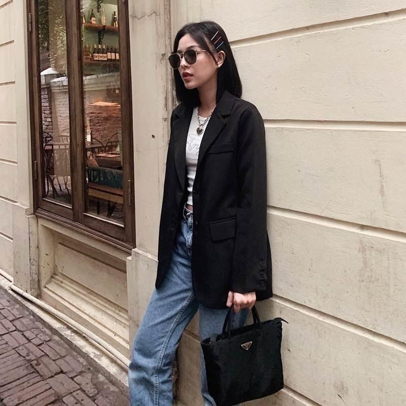 Đọ dáng với bikini nóng rẫy, Min - Thúy Vi chiếm sóng STREET STYLE giới trẻ tuần qua-7