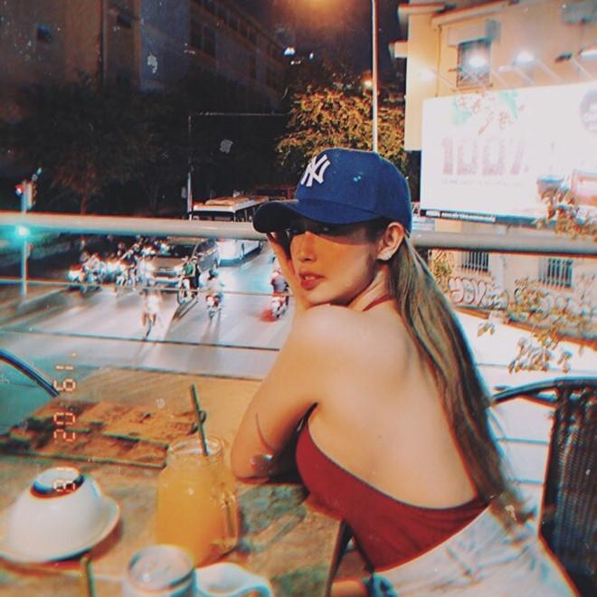 Khổng Tú Quỳnh lên tiếng khi bị chê nghiện ăn mặc hở hang sau khi chia tay mối tình thập kỷ với Ngô Kiến Huy-7