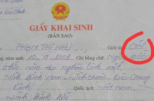 Học sinh không được dự tuyển sinh vì cán bộ xã ghi giới tính lạ-1
