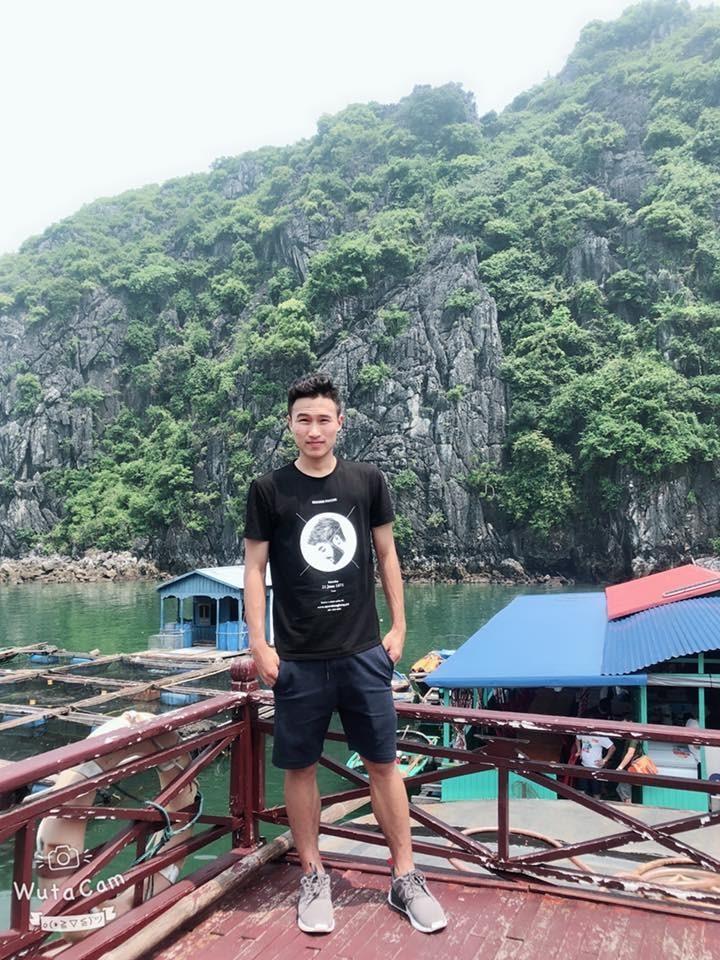Soi phong cách thời trang của cầu thủ U23 Việt Nam Triệu Việt Hưng-5
