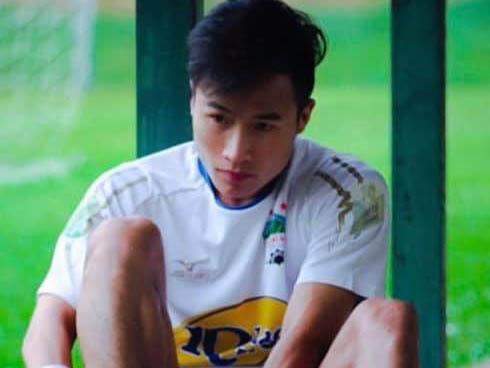 'Soi' phong cách thời trang của cầu thủ U23 Việt Nam Triệu Việt Hưng