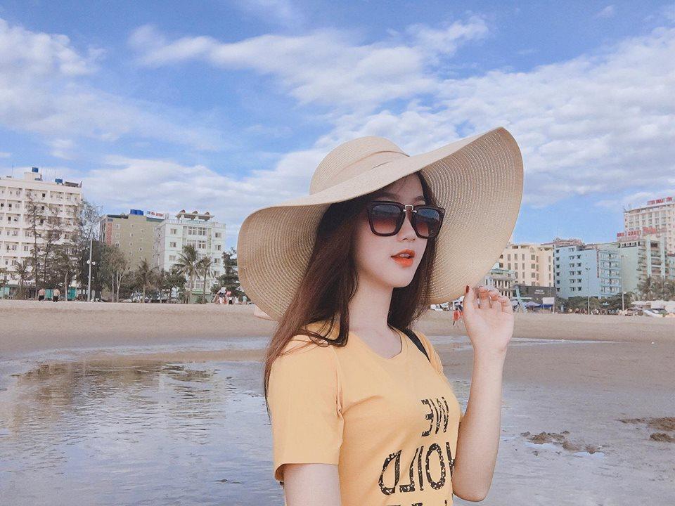 Đã tìm ra info gái xinh gây náo loạn mạng xã hội khi đi cổ vũ U23 Việt Nam tại Mỹ Đình-9