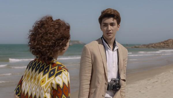 Lan Ngọc ăn dưa bở, lầm tưởng được Bình An nắm tay trong tập 36 Mối Tình Đầu Của Tôi-5