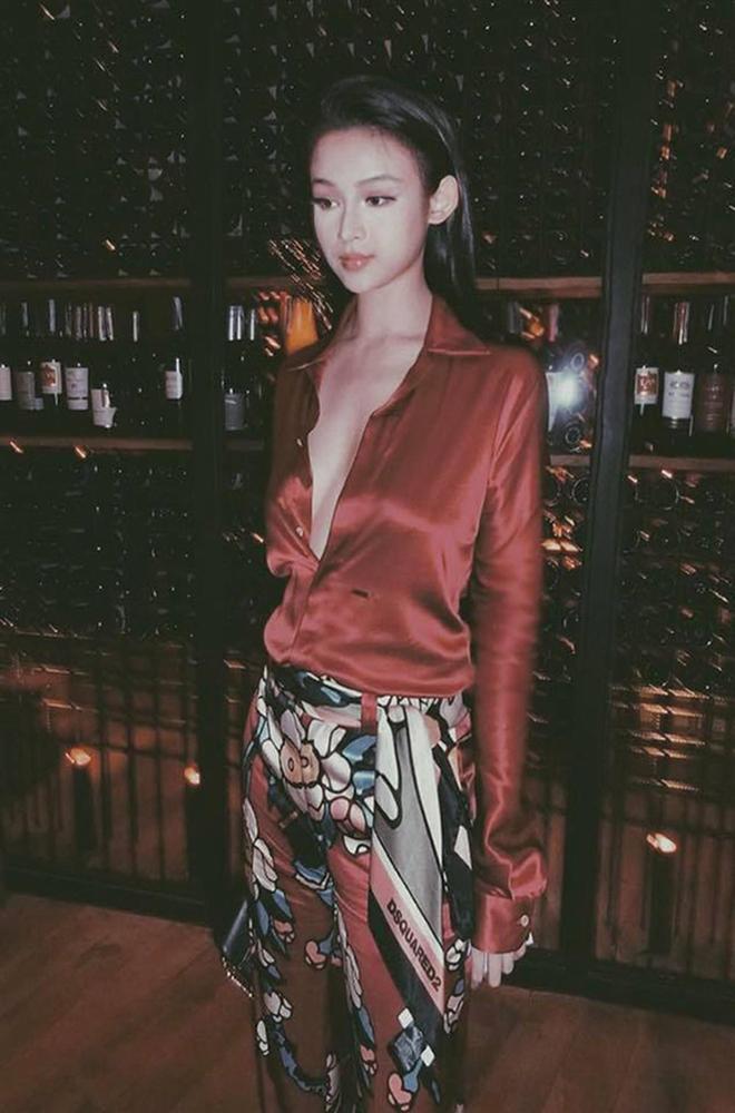 Đẹp như Huyền Baby cũng có ngày vòng 1 chảy xệ và lời giải thích cực thông minh khiến fan chỉ biết nể phục-5