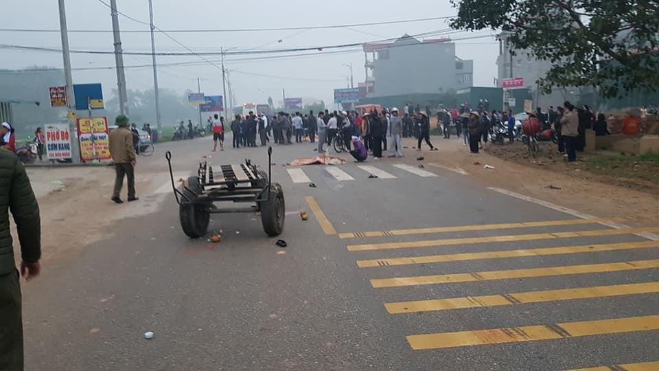 Vĩnh Phúc: Ô tô khách tông kinh hoàng vào đoàn xe đưa tang, 7 người chết, nhiều người bị thương nặng-3