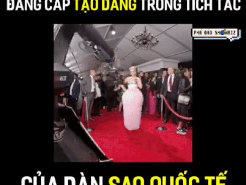 Check-in tại một cửa hàng bán kem trộn ở Sài Gòn, Katy Perry hình như sang Việt Nam để… tắm trắng?-4