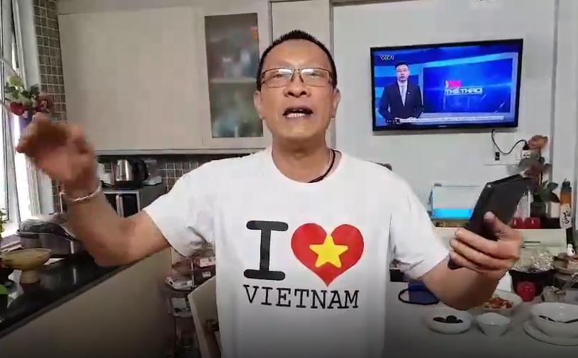 MC Lại Văn Sâm hát chế Tóc em đuôi gà cực hài cực máu lửa tặng HLV Park Hang-seo sau chiến thắng lịch sử-3