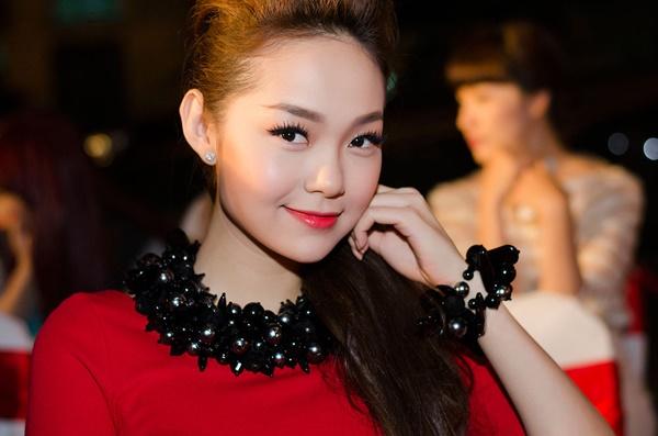 Thầy tử vi chỉ 4 tướng mũi phụ nữ SỐ KHÔNG LÀM QUAN cũng lấy chồng giàu sang, AN NHIÊN HƯỞNG THÁI BÌNH-1