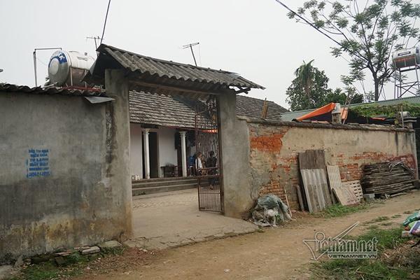 Tai nạn 7 người chết: Đại tang cả thôn, khăn trắng phủ kín đường làng-8