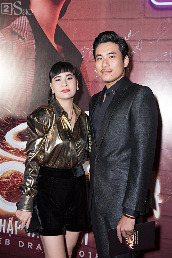 Thu Trang và Diệu Nhi diện đầm bốc lửa ra mắt phim Chị Mười Ba-15