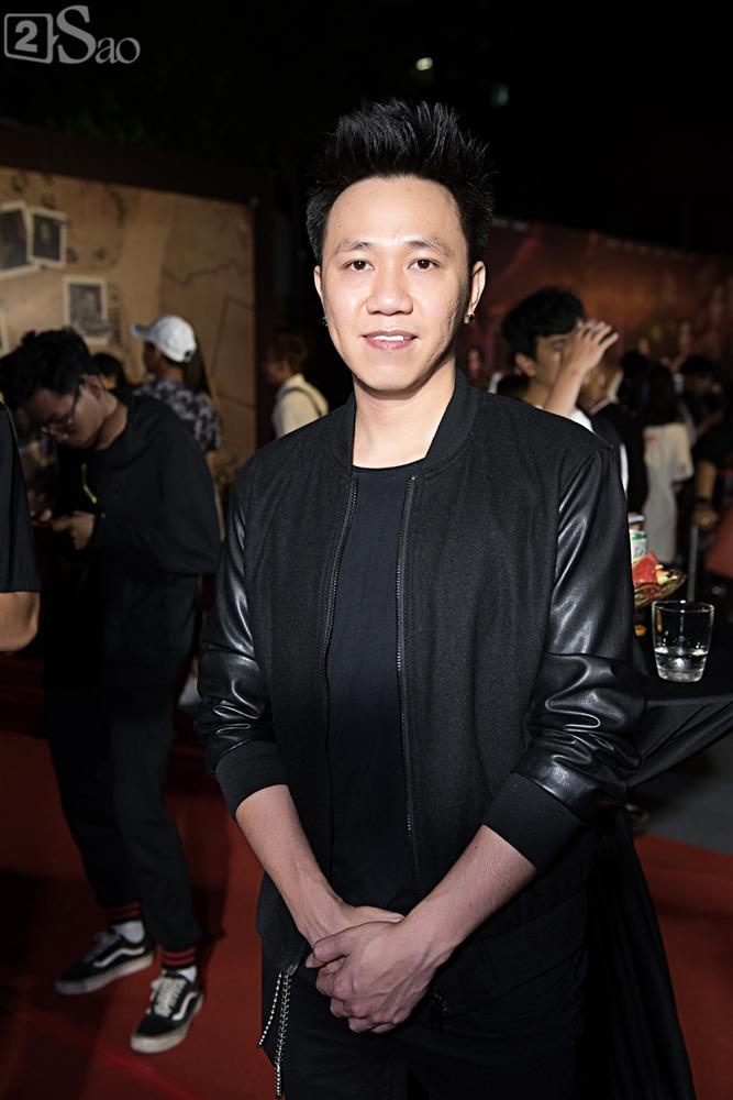 Thu Trang và Diệu Nhi diện đầm bốc lửa ra mắt phim Chị Mười Ba-16