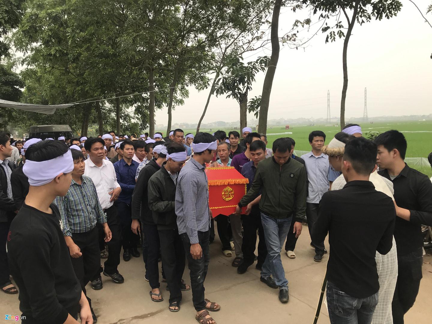 Mẹ tài xế tông chết 7 người đi đám ma: Hãy tha thứ cho con chúng tôi-6